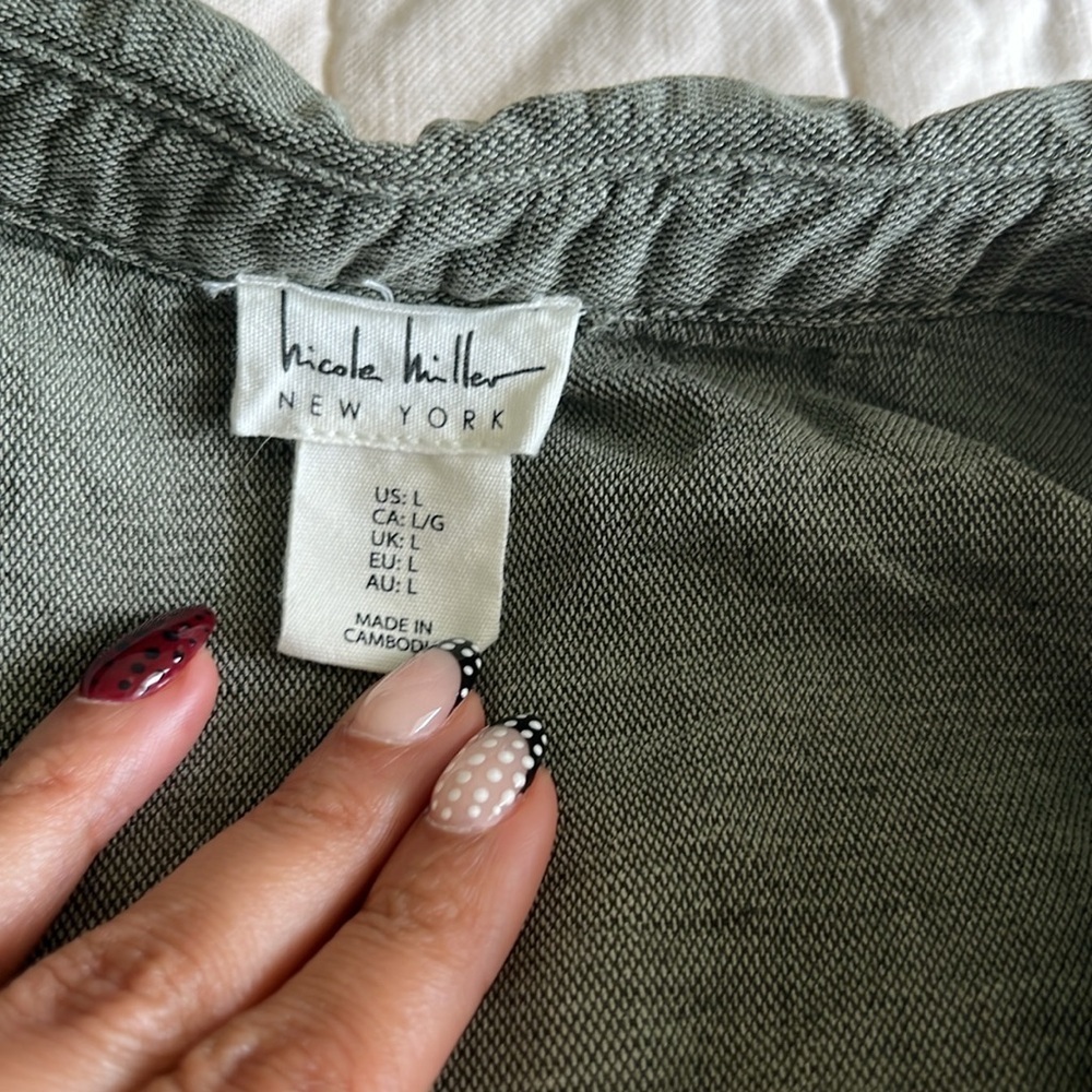 Nicole Miller Green Button-Up Romper - Picture 6 of 8
